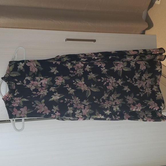Floral High Neck Dress - Picture 5 of 5